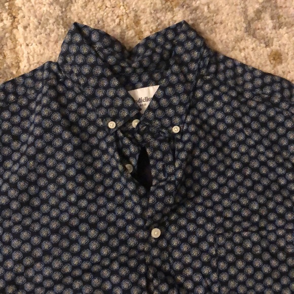 Men’s goodfellow button down shirt - Picture 3 of 4